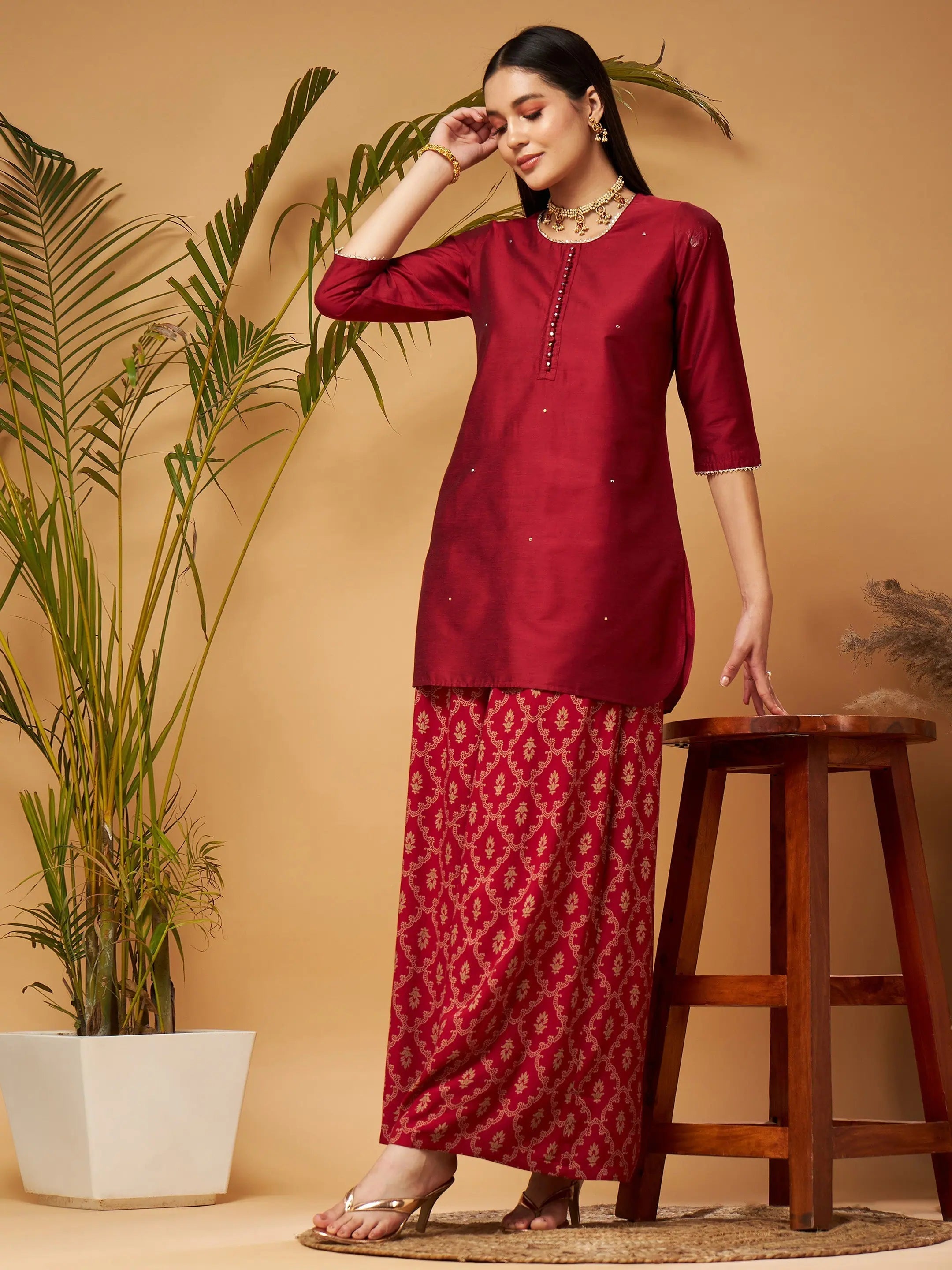 Women's Maroon Kurta Palazzo Set with Printed Flared Palazzo