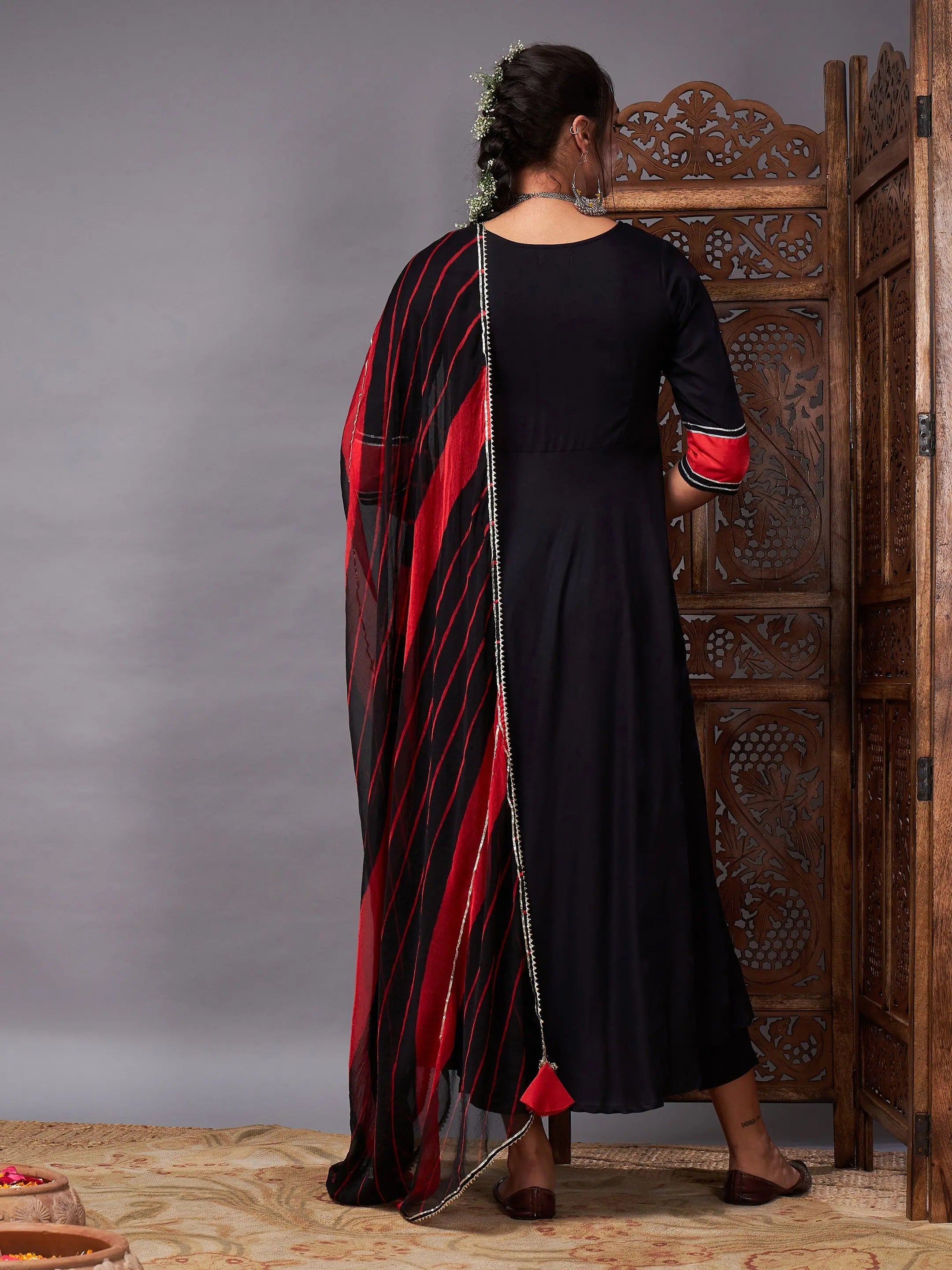 Black Kurta Set with Red Dupatta | Women's Designer Kurta Sets