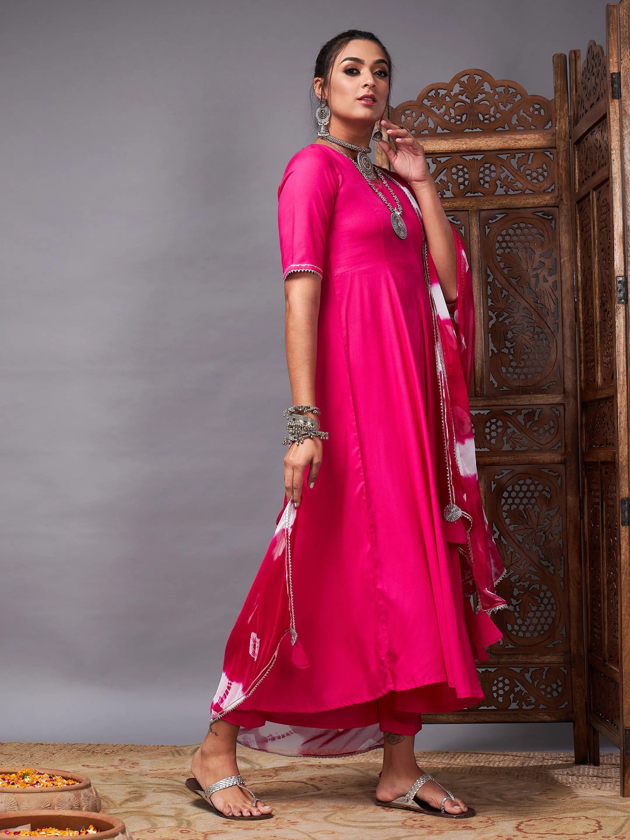 Fuchsia Kurta Set With Bandhej Dupatta | Indian Kurta Sets