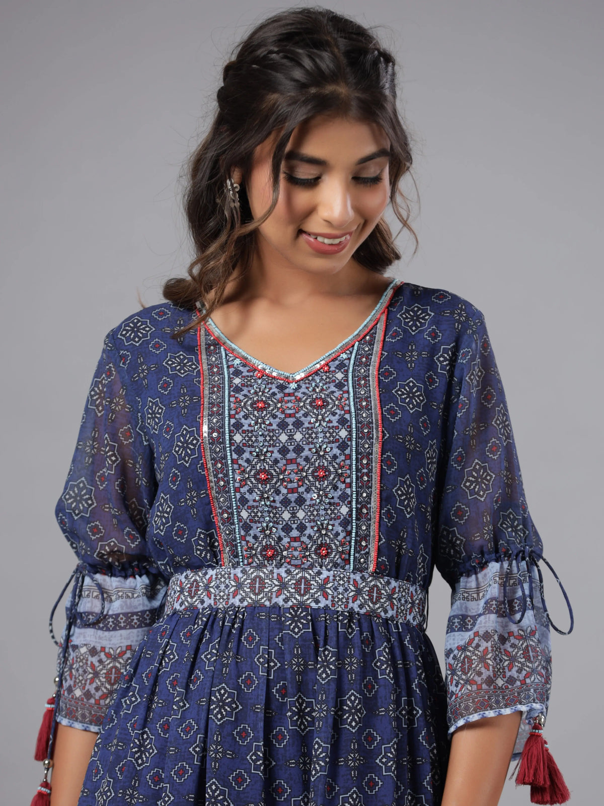 Women Navy Blue Georgette Geometric Printed Tiered Maxi Dress