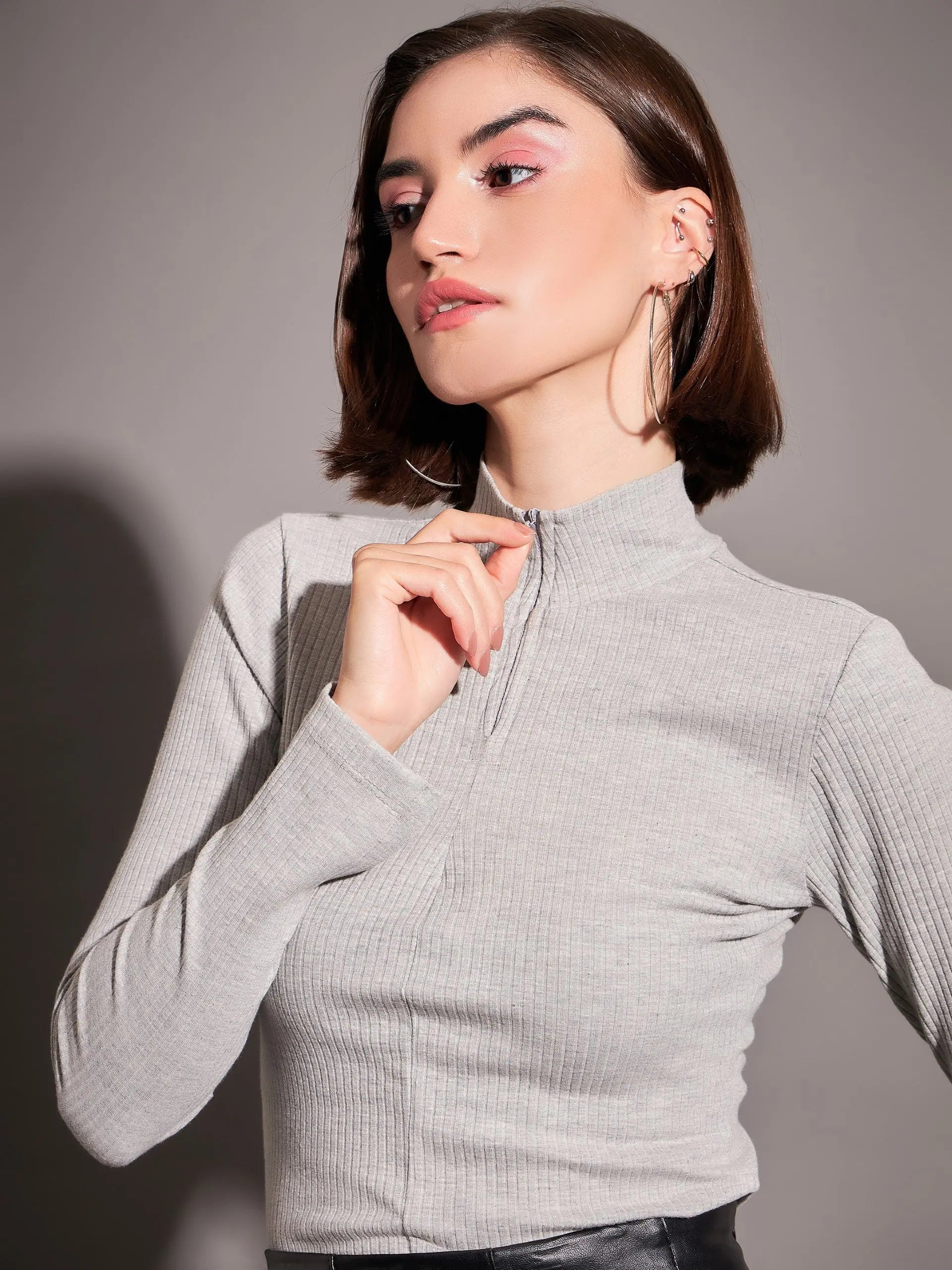 Grey Rib Zipper Top - Stylish Women's Western Clothing
