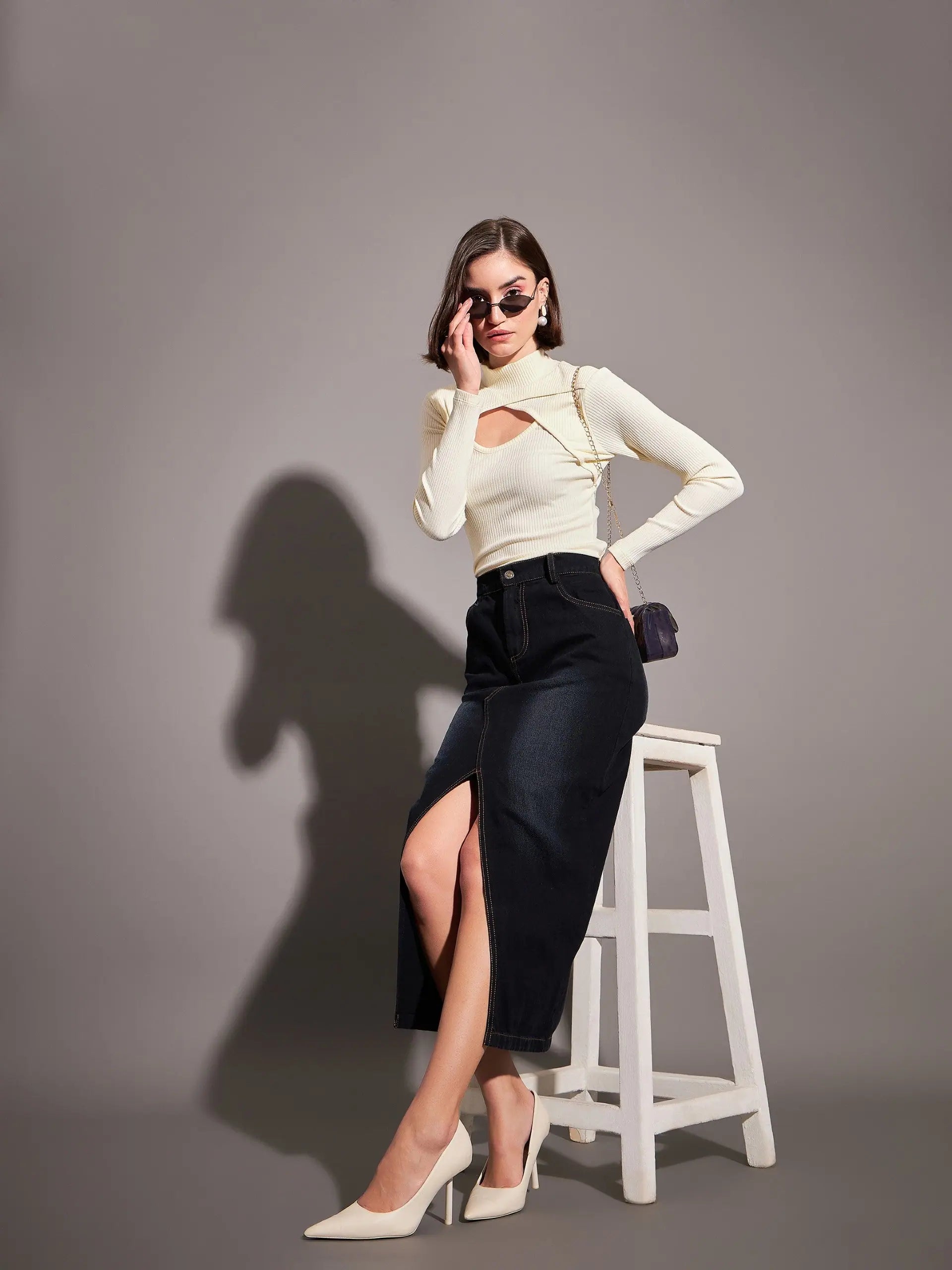 Off-White Rib Moon Cut Top - Women's Western Wear