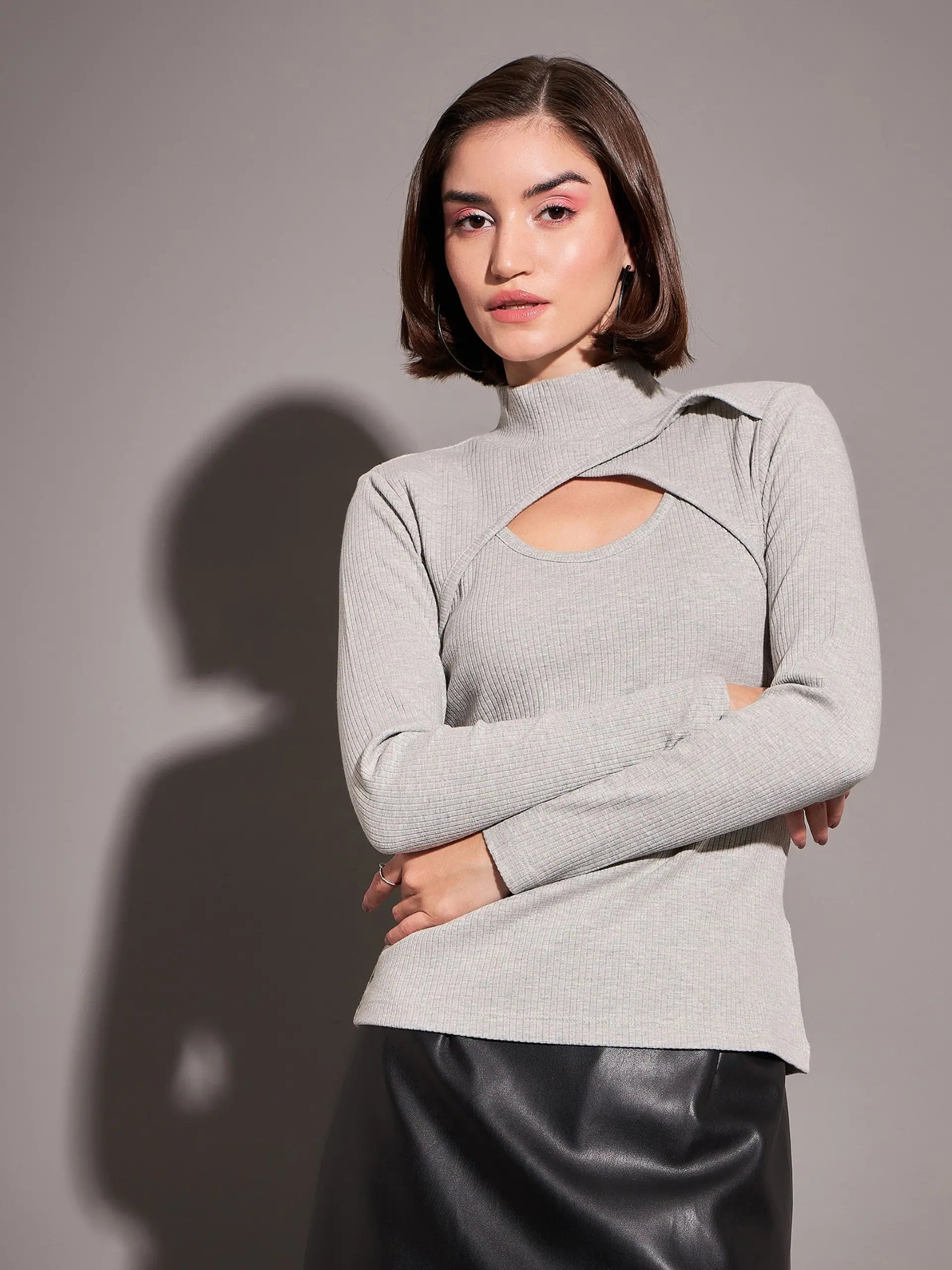 Grey Rib Moon Cut Top | Trendy Western Outfits for Women