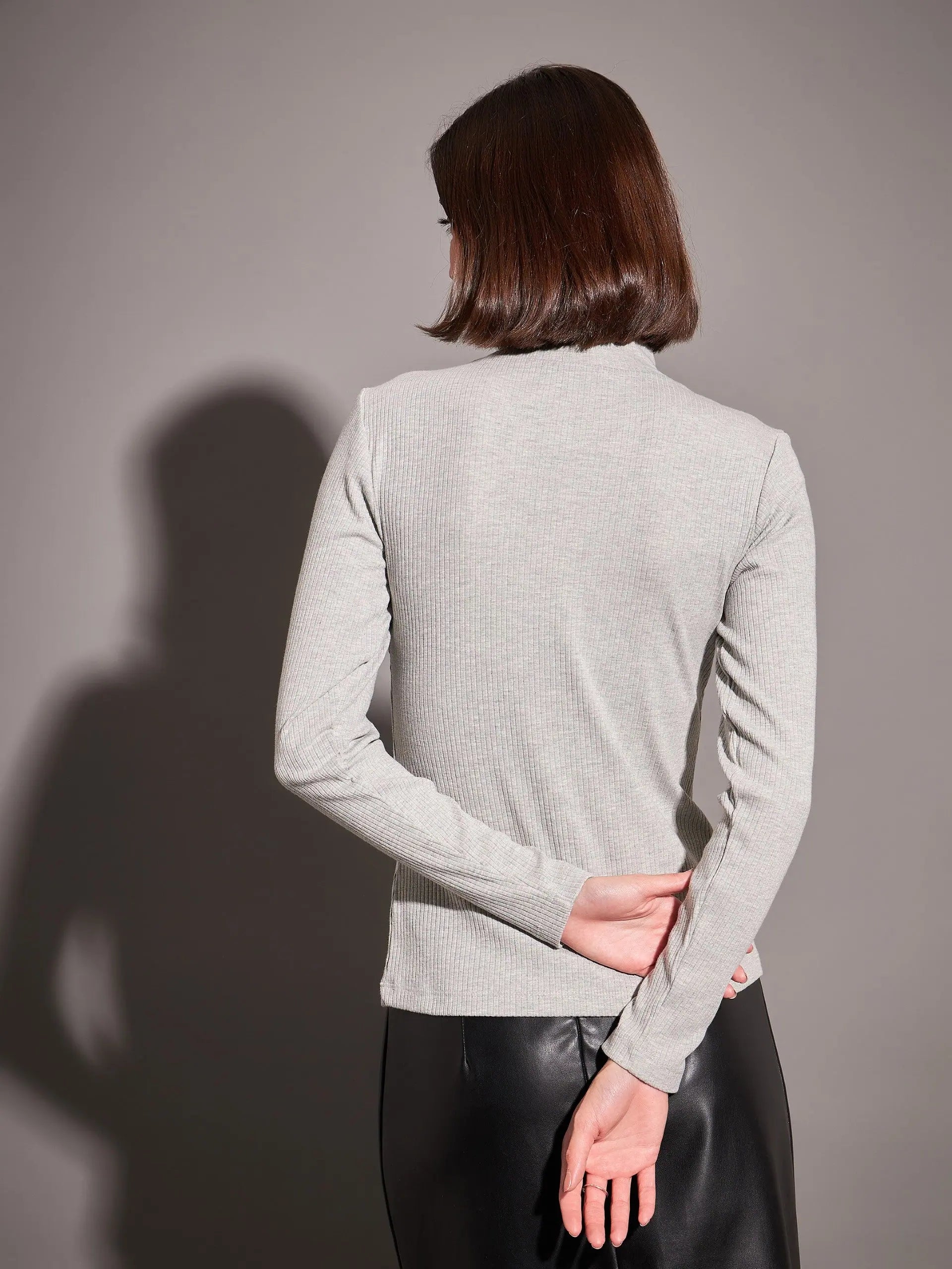 Grey Rib Moon Cut Top | Trendy Western Outfits for Women