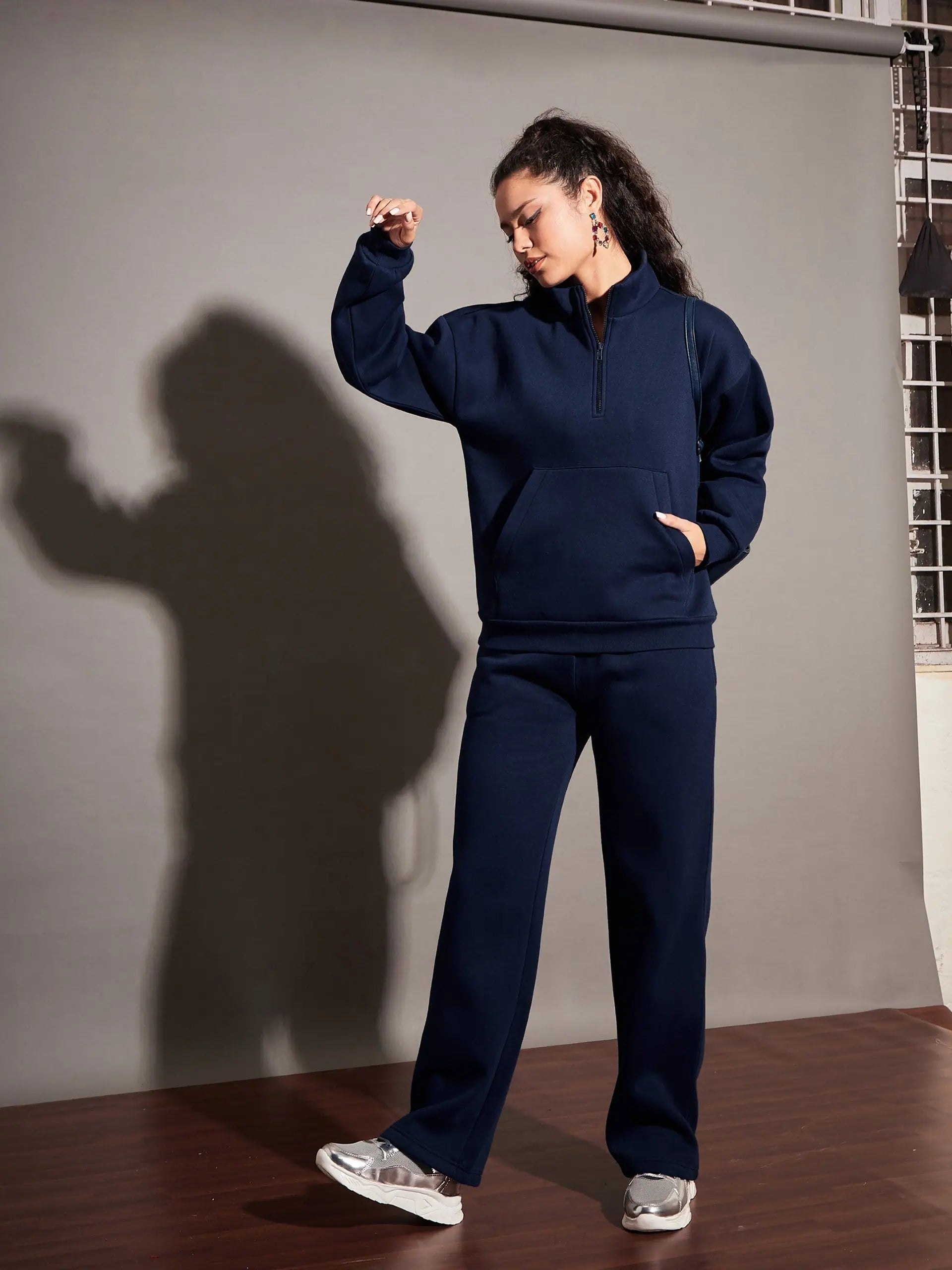 Wholesale Women Navy Fleece Track Pants