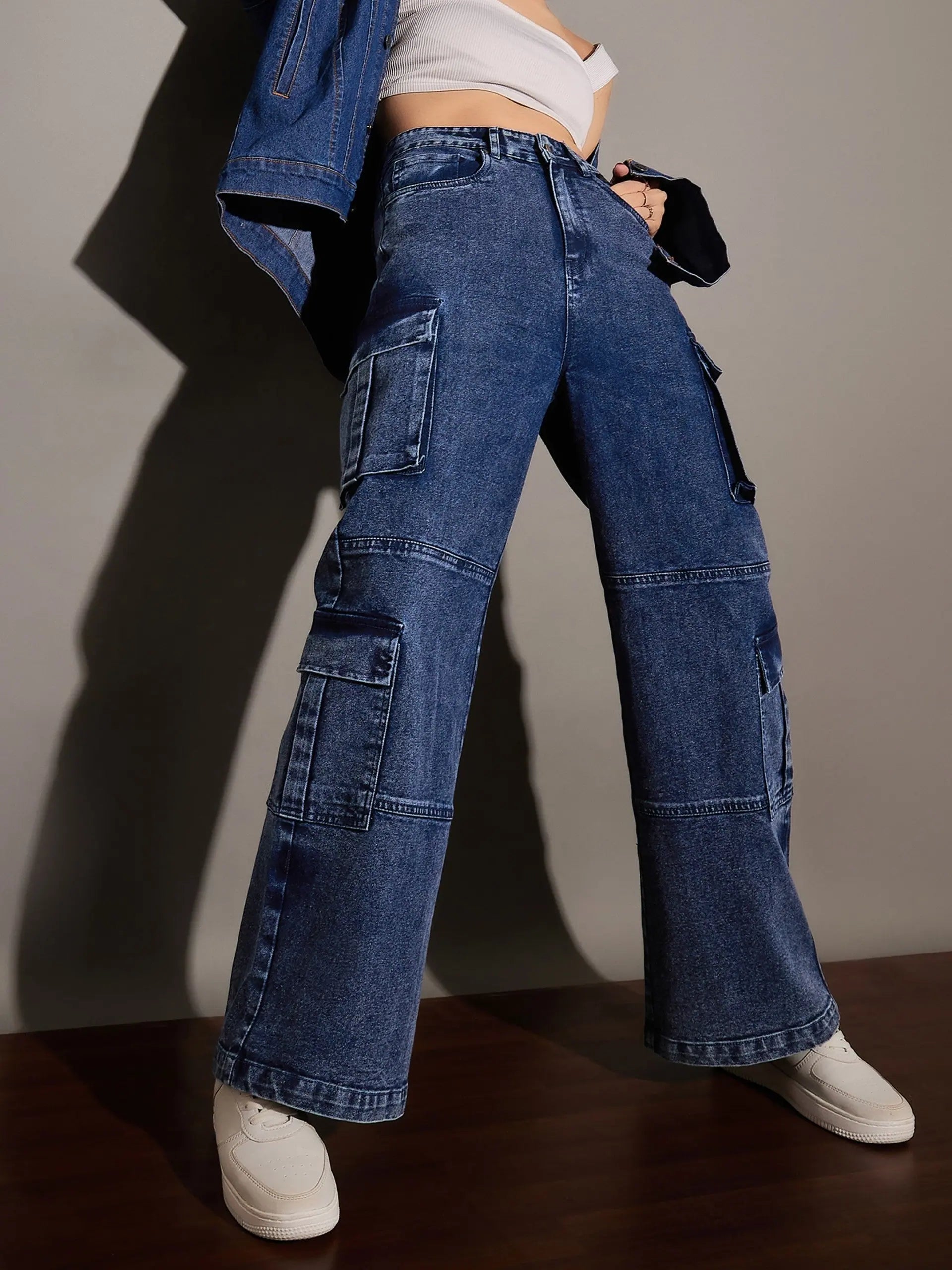 Women's Blue Jeans with Multi Pockets | Premium Denim Fit