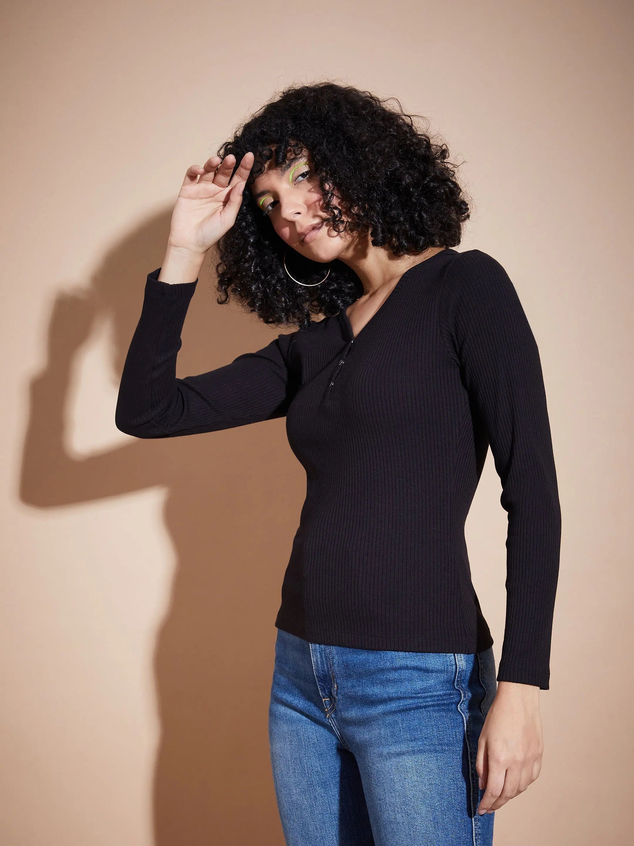 Black Rib V-Neck Top | Women's Western Outfits