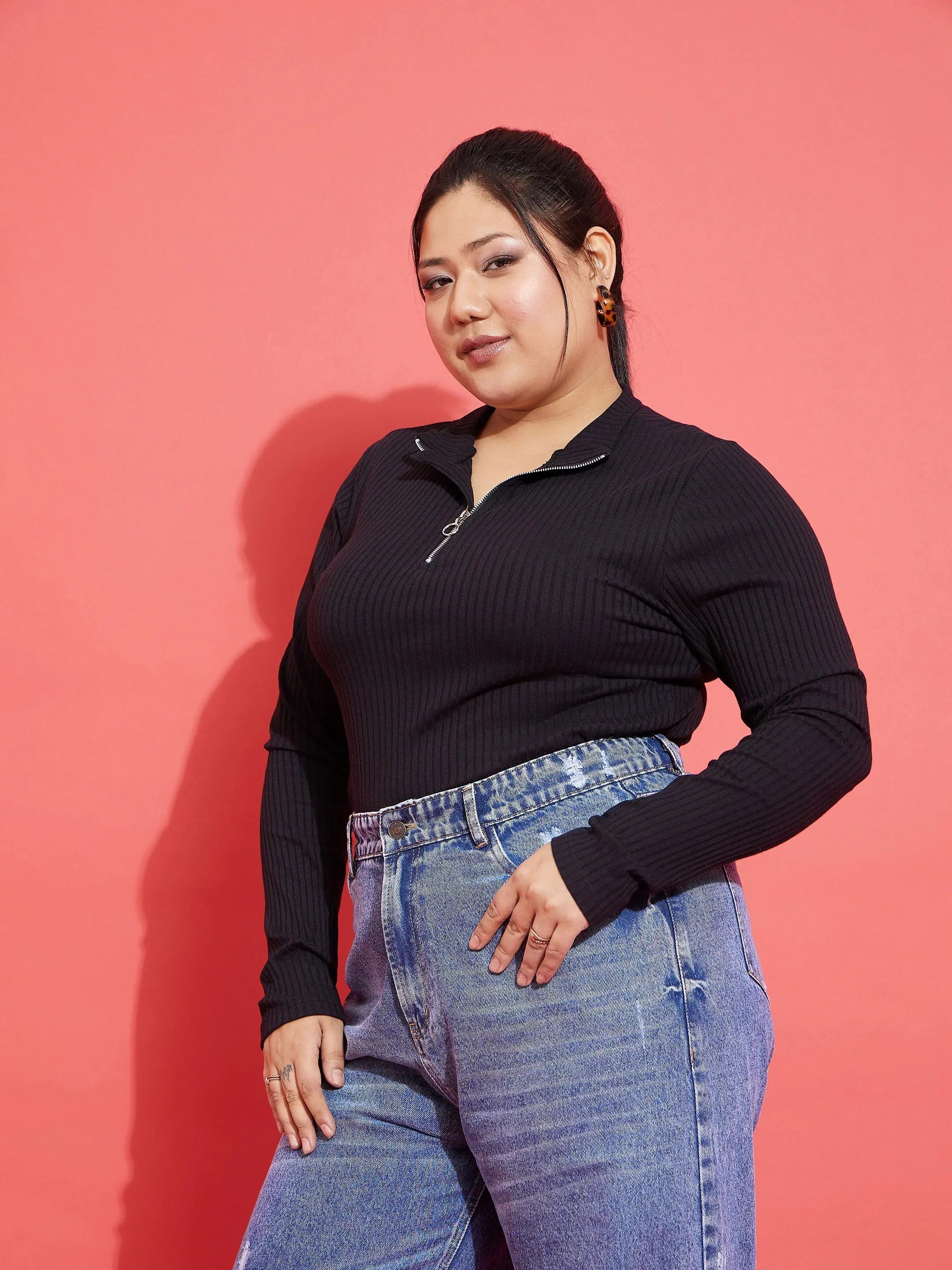 Black Rib Front Zipper Top | Women's Western Clothing