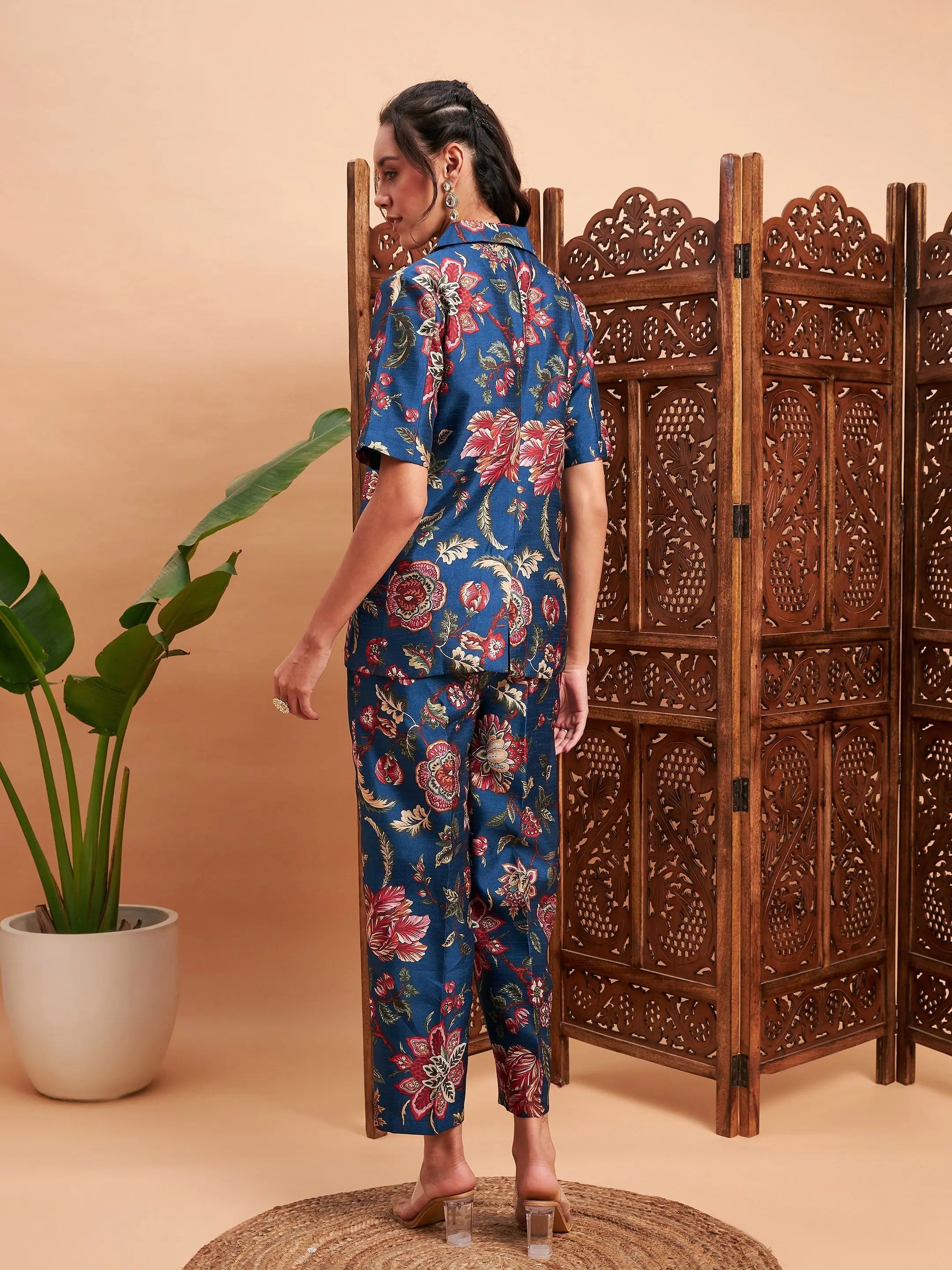 Blue Floral Blazer and Straight Pants Set | Women's Tops