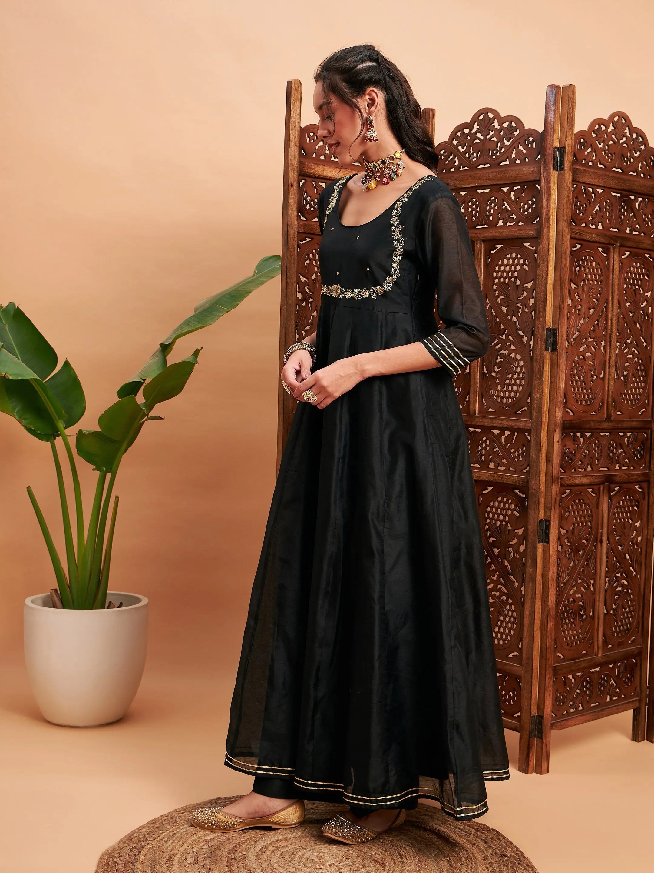 Black Embroidered Anarkali Maxi Kurta - Women's Chanderi Anarkali