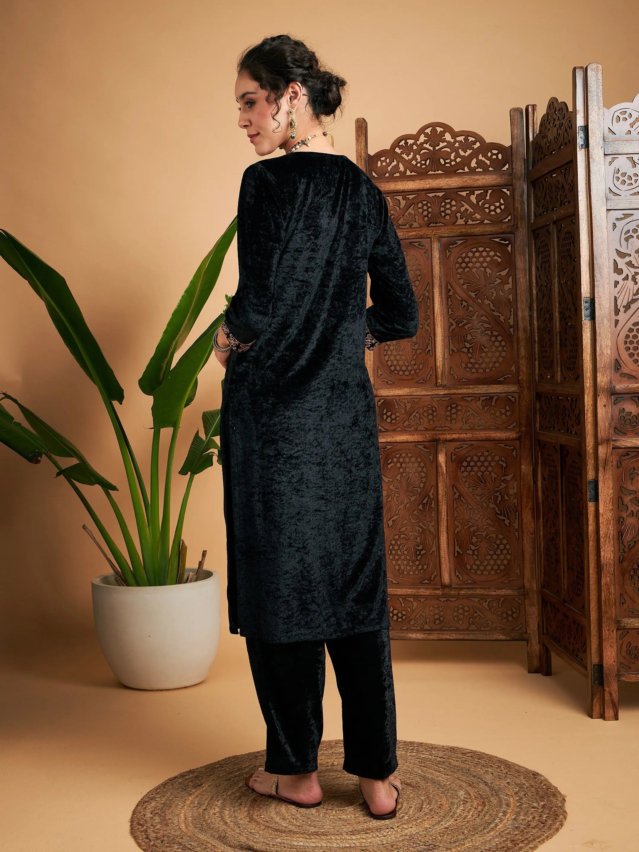 Black Velvet Indian Kurta Ladies - Stylish Piping Detail Kurta