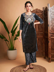 Women Grey Velvet Sequin Embroidered Straight Kurta