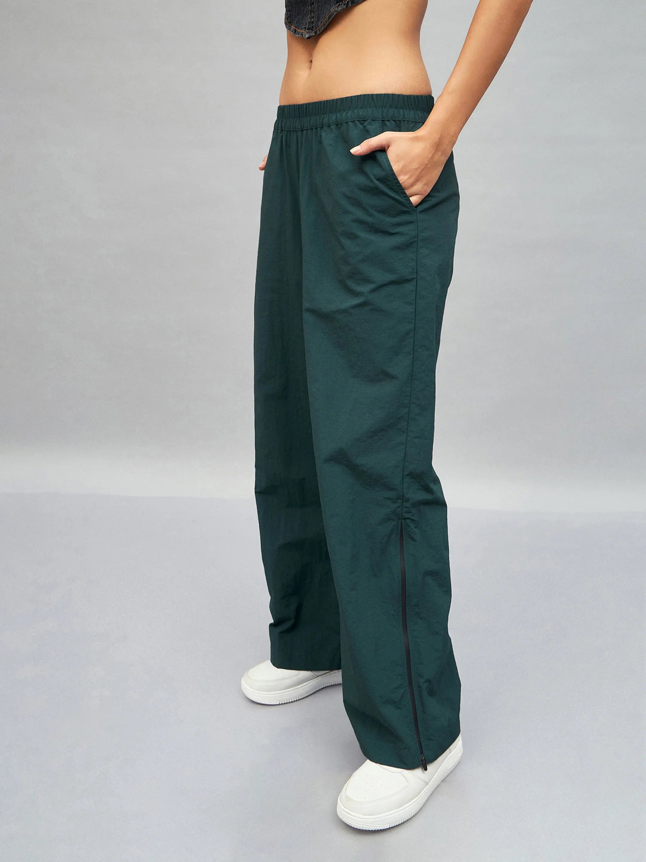 Green Out Seam Zipper Parachute Pants | Women's Western Outfits