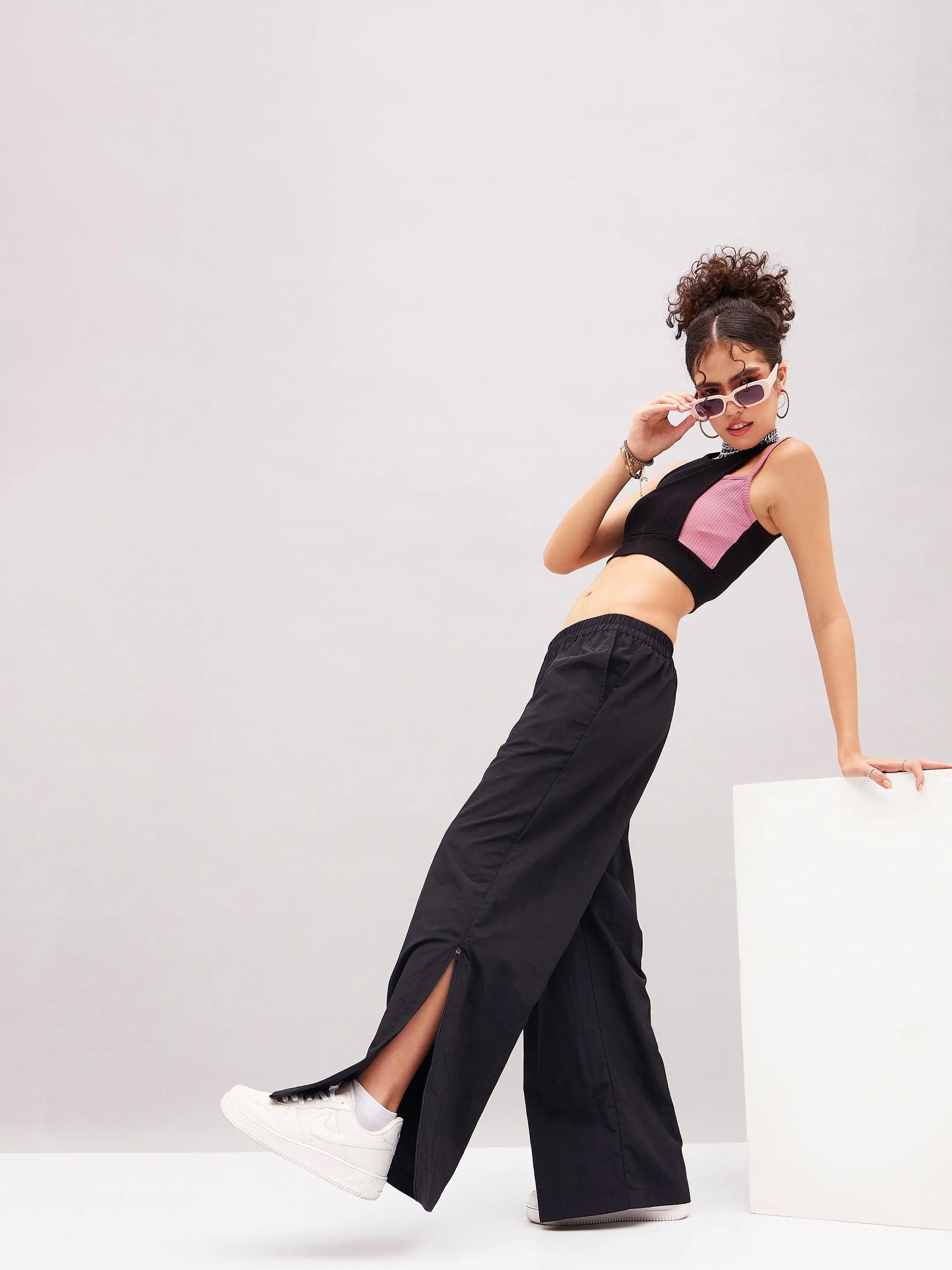 Black Out Seam Zipper Parachute Pants | Women's Western Clothing