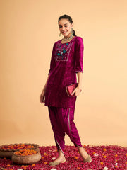 Women Fuchsia Velvet Front Yoke Embroidered Short Kurta