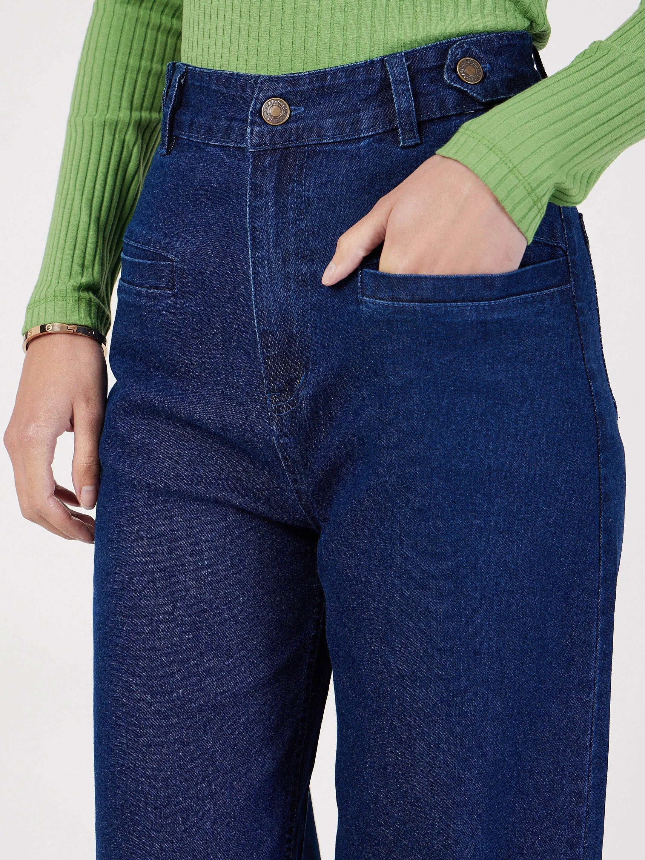 Women's Blue Straight Jeans with Bone Pocket Detail