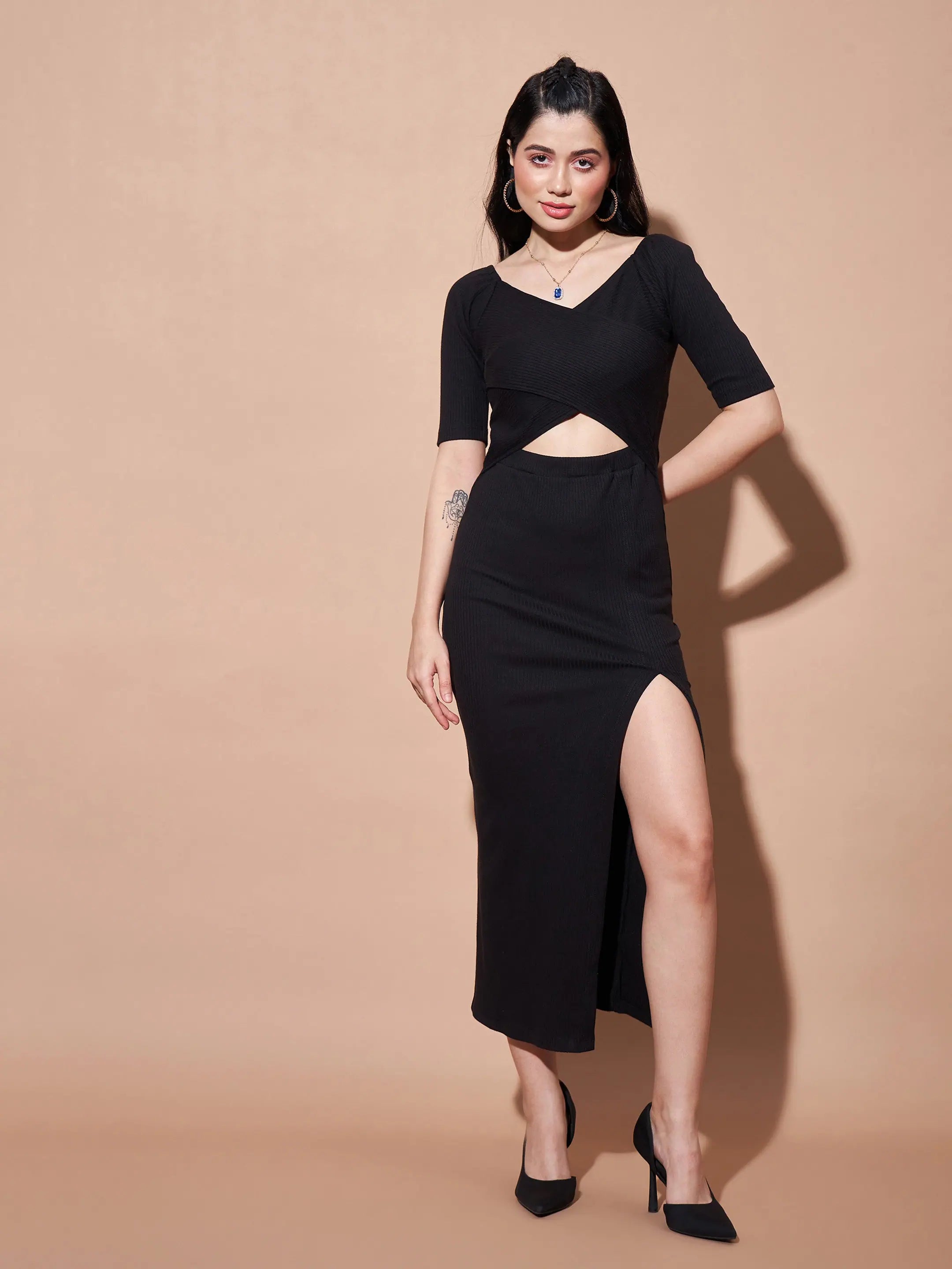 Black Rib Maxi Dress - Side Slit V-Neck | Cotton Fabric
