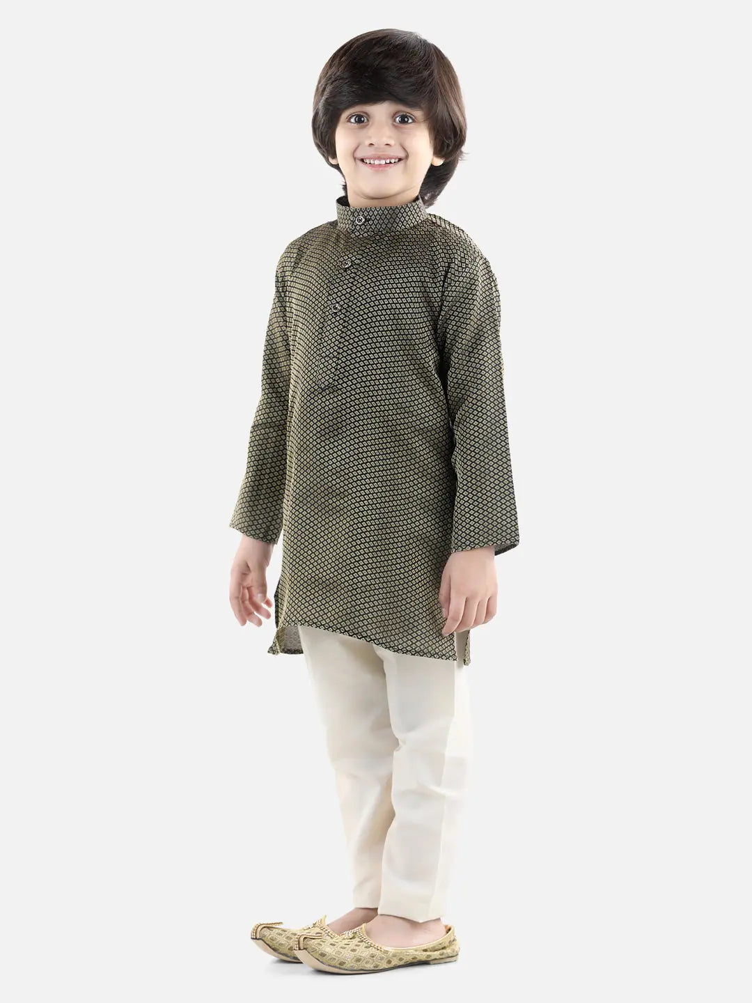 BownBee Boys Black Jacquard Kurta Pajama Set | Indian Wear