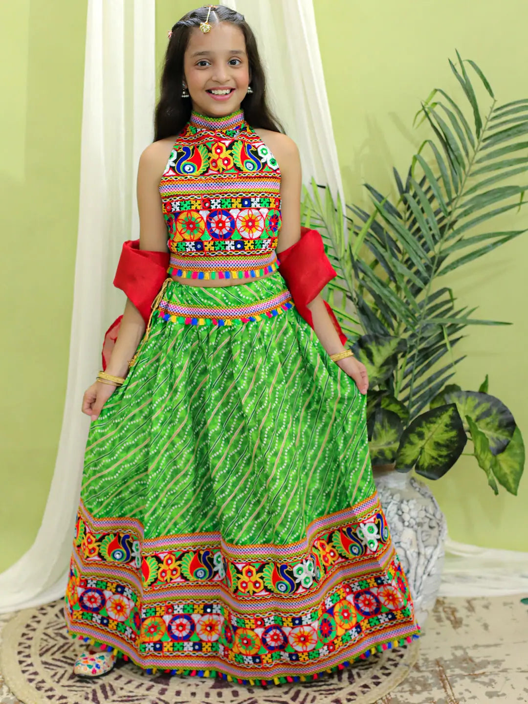 green garba dress Traditional Navratri Garba Embroidery Green Women Gown mahezon