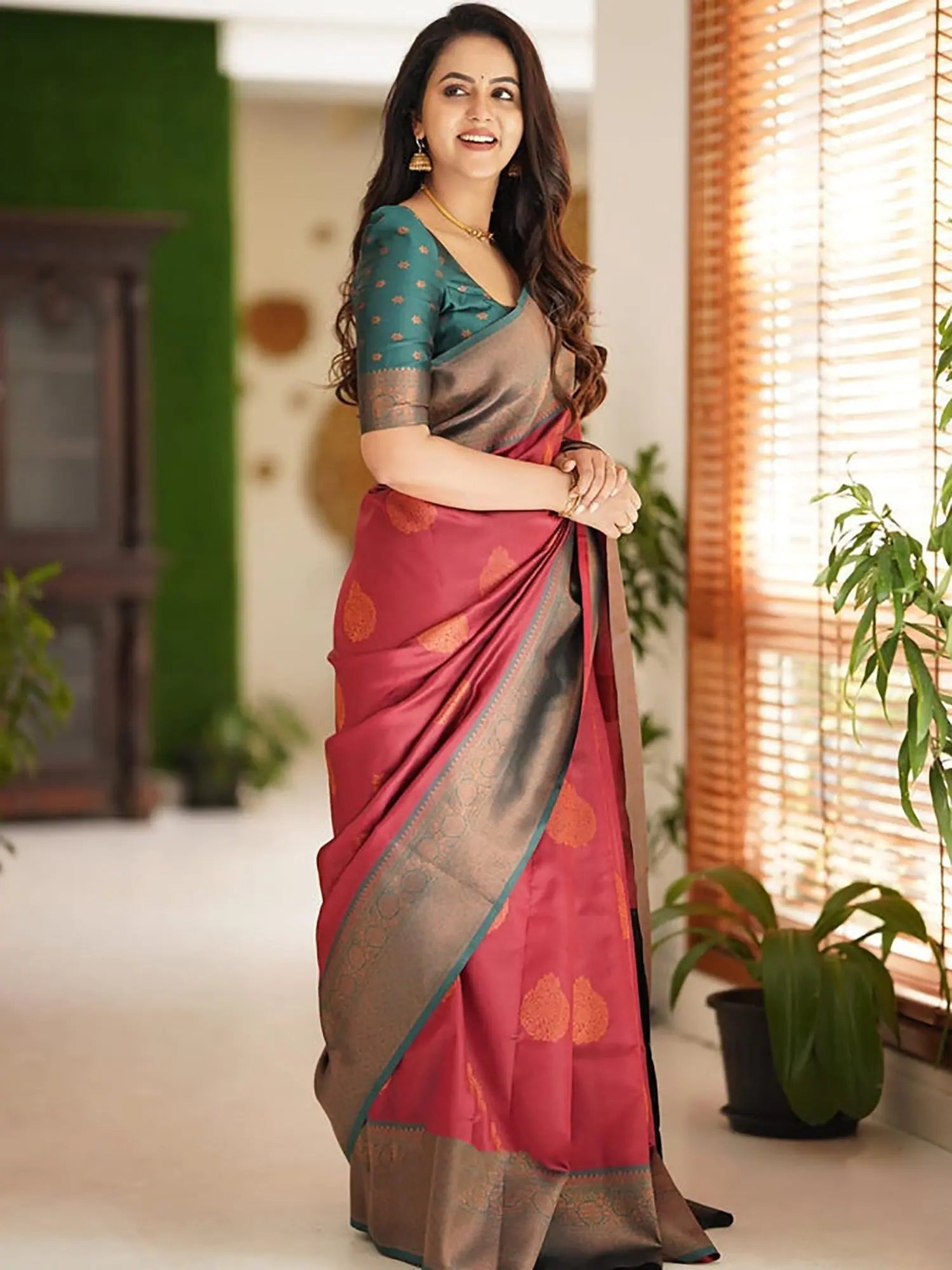Maroon Silk Saree: Banarasi Woven Elegance