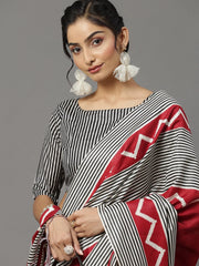 Red Tassels And Latkans Women Saree-18WOM18907
