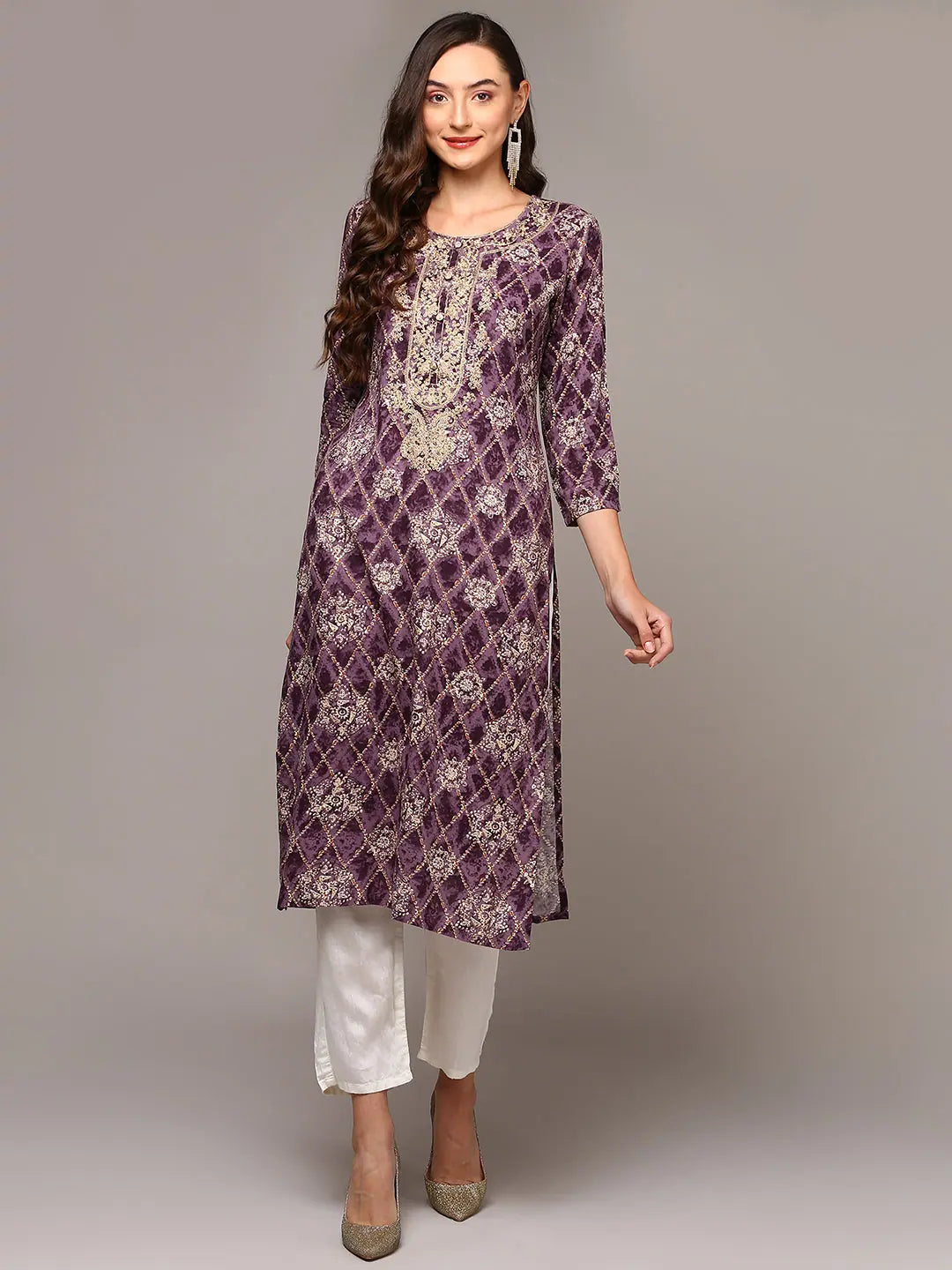 Women Purple Viscose Rayon Ethnic Motifs Straight Kurta VCK9512
