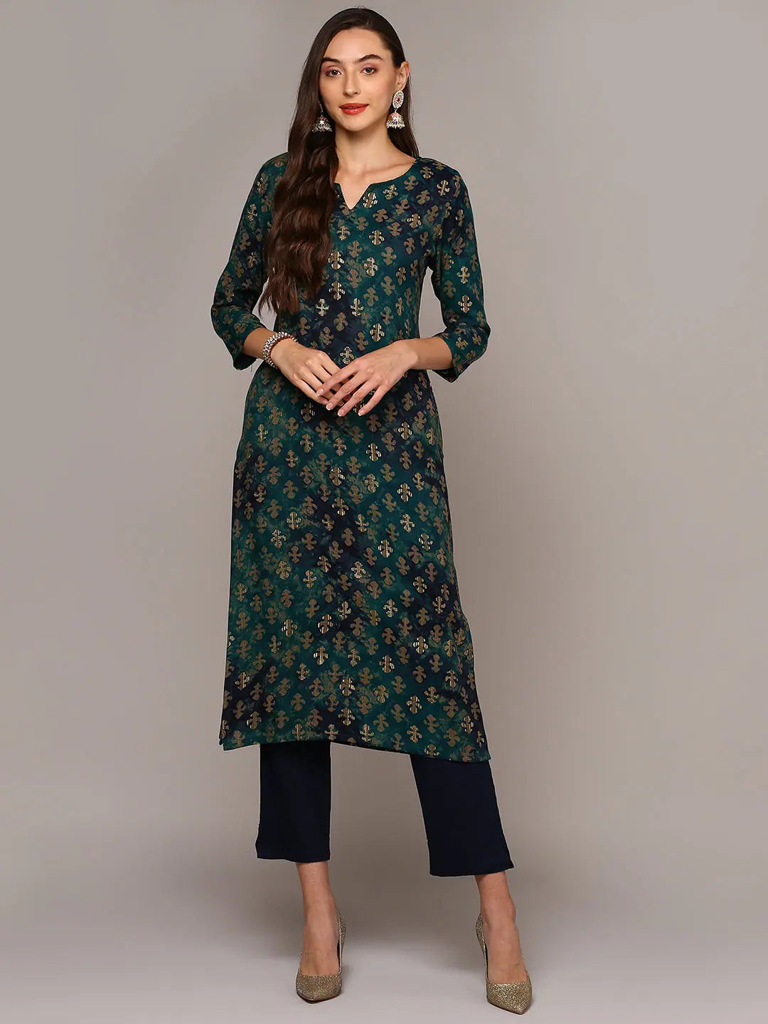 Women Silk Blend Blue Printed Straight Kurta VCK9303A
