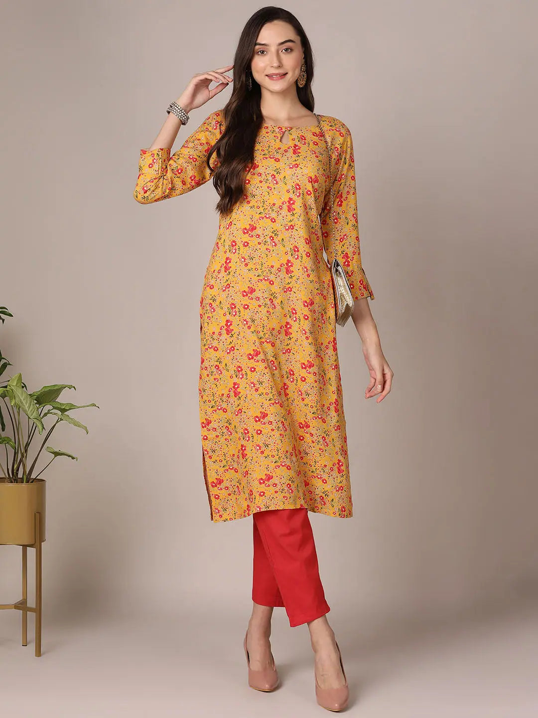 Women Yellow Viscose Rayon Floral Printed Straight Kurta