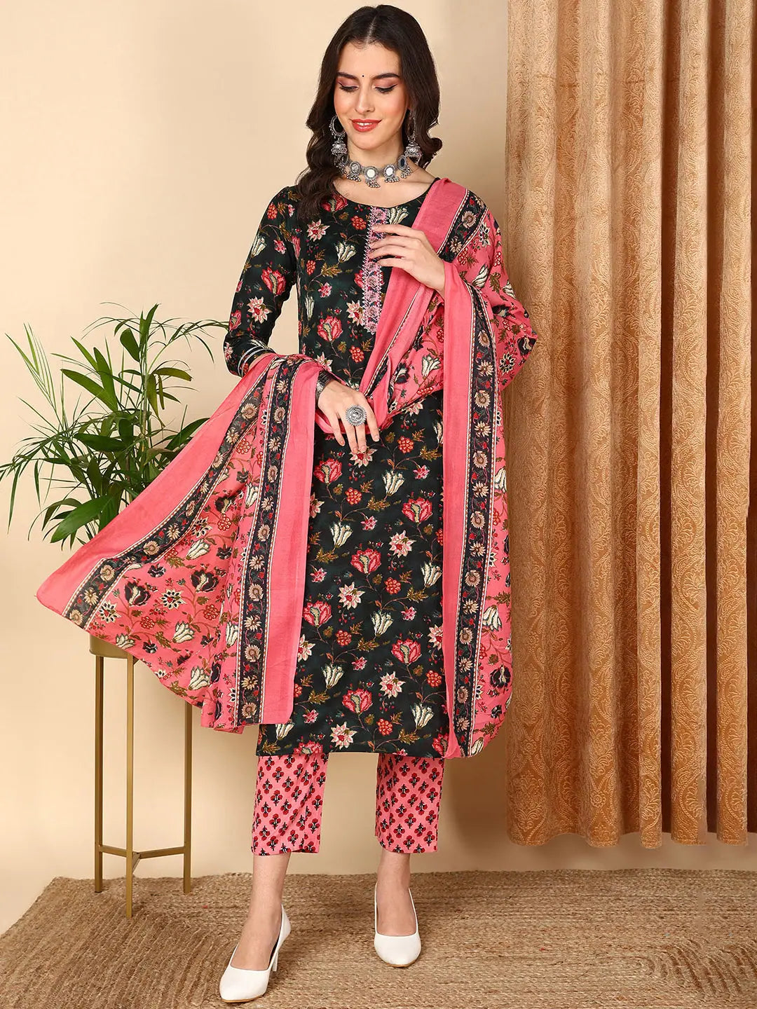 Women Black Cotton Blend Floral Printed Kurta Trouser With Dupatta