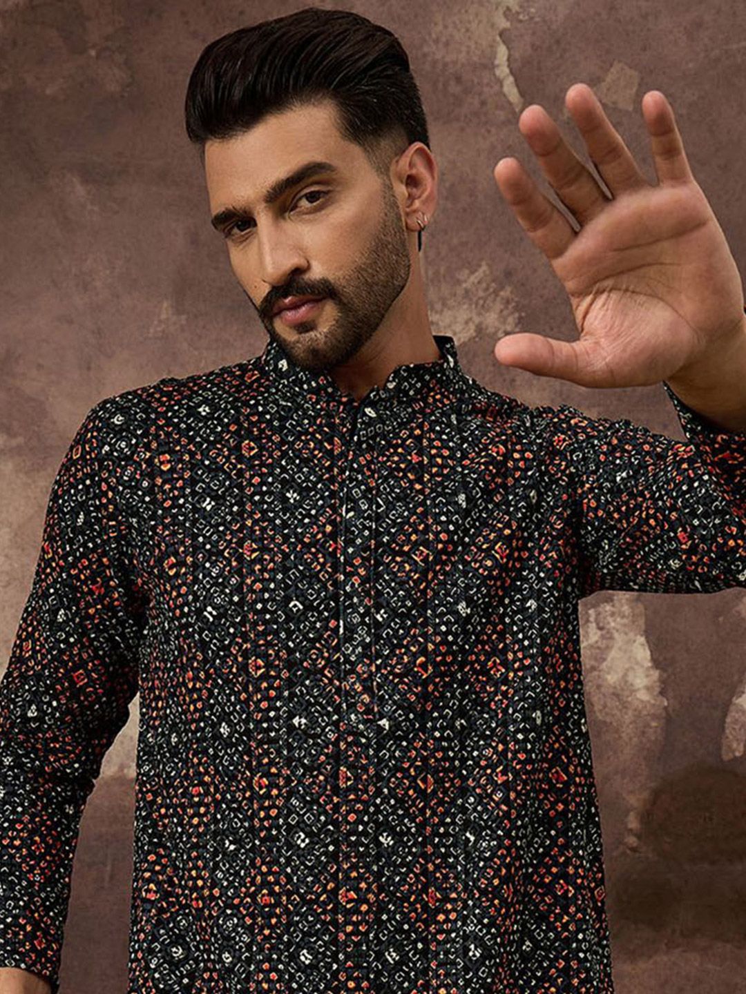 Ethnic Bay Men Black Viscose Rayon Bandhani Embroidered Straight Kurta With Pant Set-MKSET1402